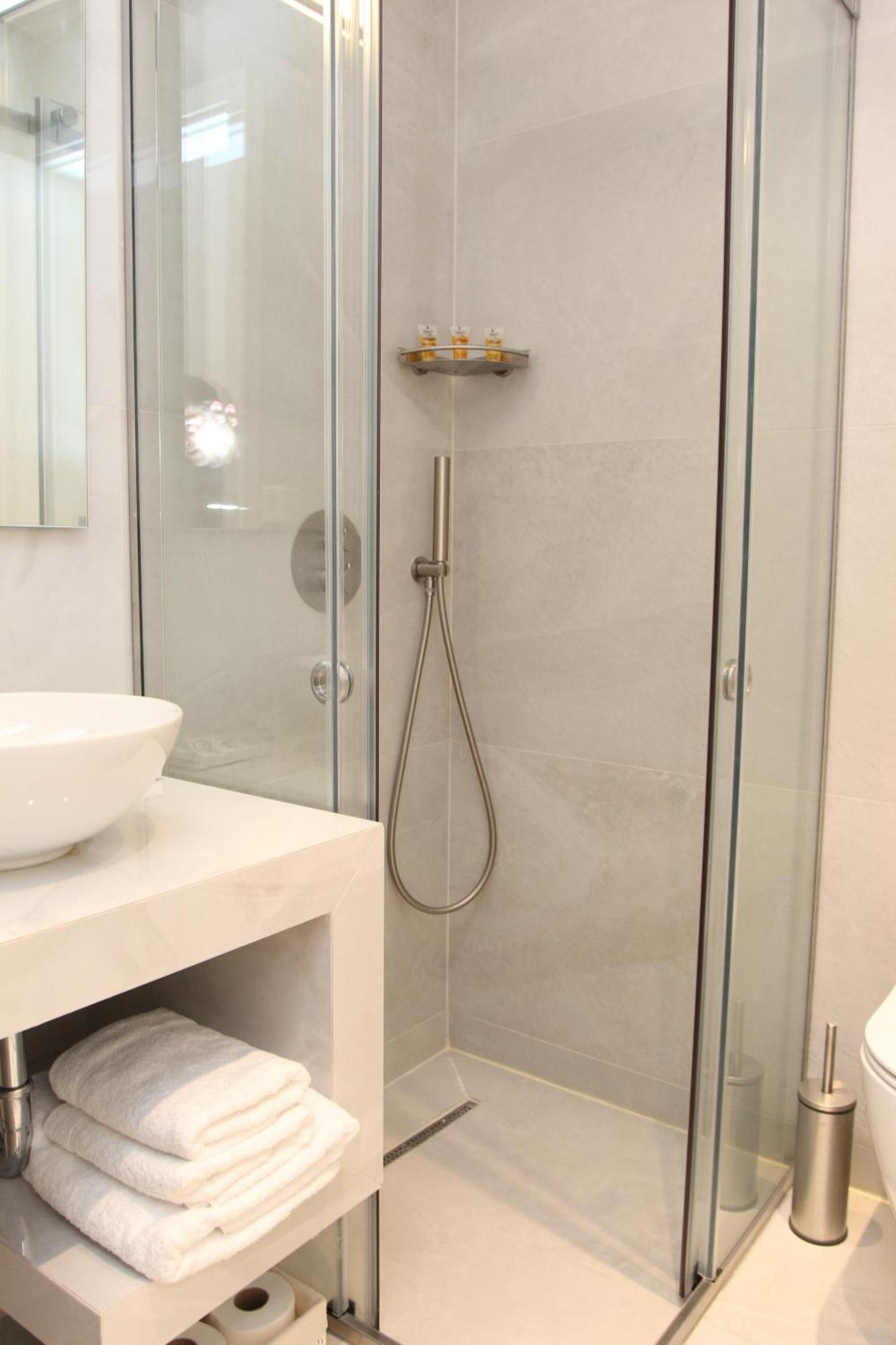 Central Metropolis Luxury Living Atenas Exterior foto
