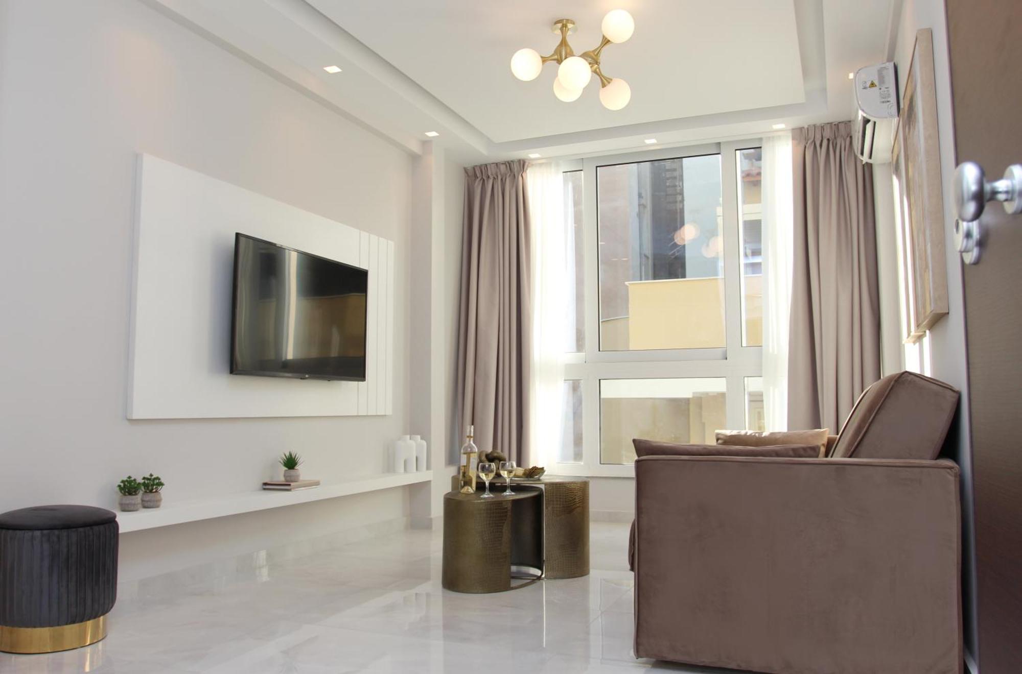 Central Metropolis Luxury Living Atenas Exterior foto